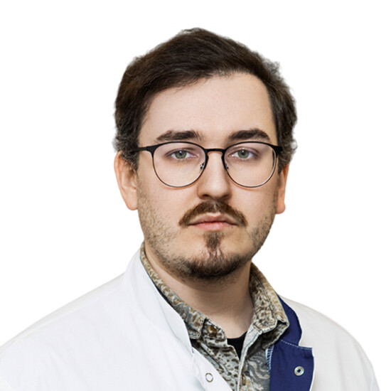 Врач Погорелов Юрий Олегович 