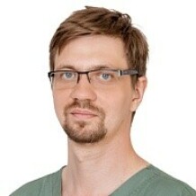 Врач Зюзин Дмитрий Александрович 