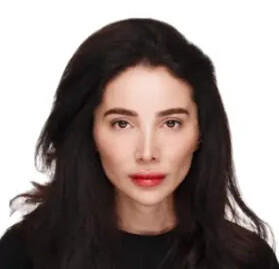 Врач Артукова Айшат Алихмадовна 