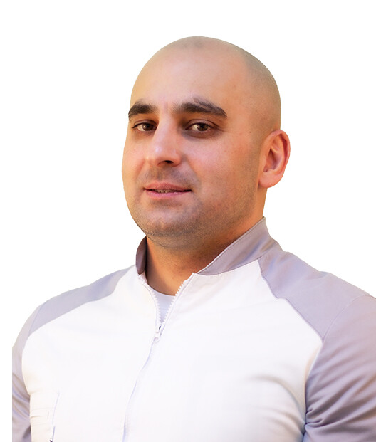 Врач Тедеев Тимур Леонидович 