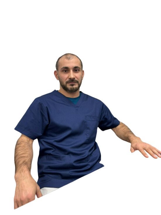 Врач Шахбанкадиев Мурад Магомедзапирович