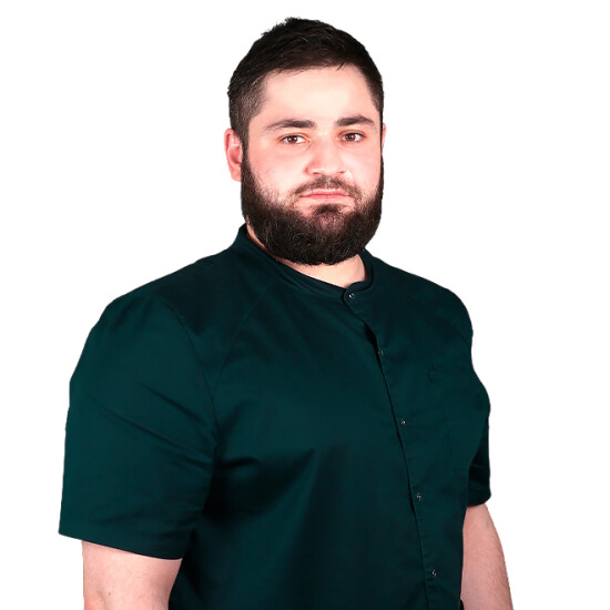 Врач Салахбеков Тагир Анварбекович 