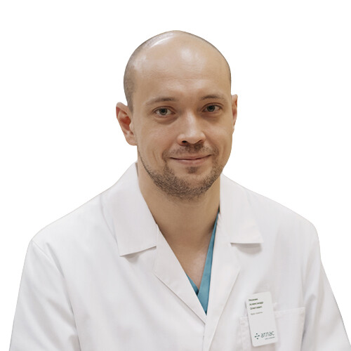 Врач Резник Александр Олегович 