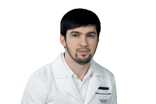 Врач Саламов Залимхан Камалович 