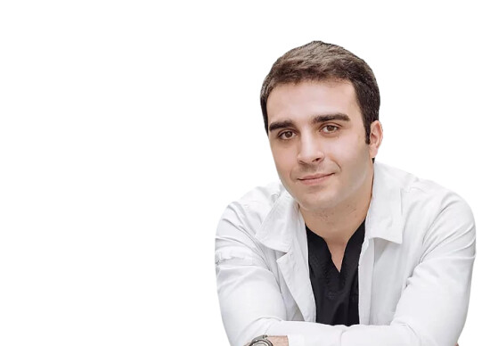 Врач Ломаиа Георгий Георгиевич 