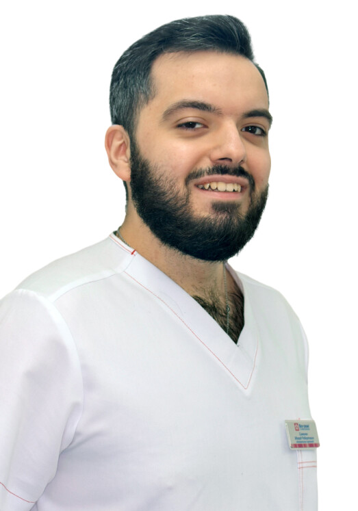 Врач Симонян Эдуард Робертович