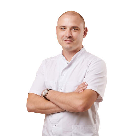 Врач Кучеров Александр Сергеевич 