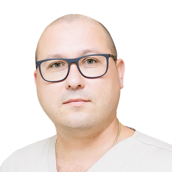 Врач Глинов Станислав Валерьевич 