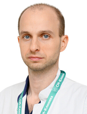 Врач Бирюков Павел Михайлович