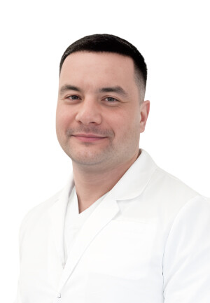 Врач Абсолямов Камиль Гайнуллович 