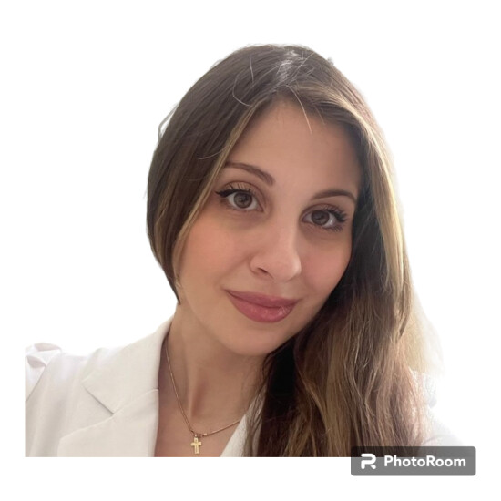 Врач Акопян Асмик Вартановна 