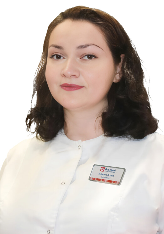 Врач Куджева Асият Тимуровна 