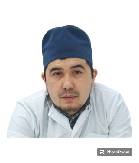 Врач Отемов Ислам Асланович