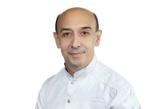 Врач Гаджикулиев Артур Абумуслимович 
