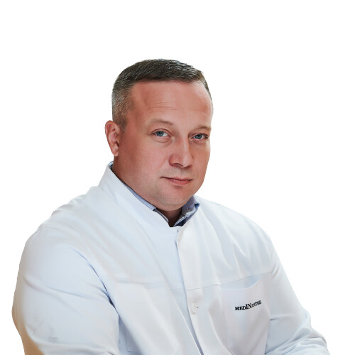 Врач Рыдевский Максим Станиславович
