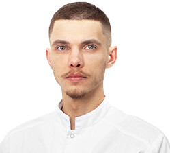 Врач Голубев Павел Михайлович 