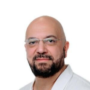 Врач Мушьяков Давид Романович