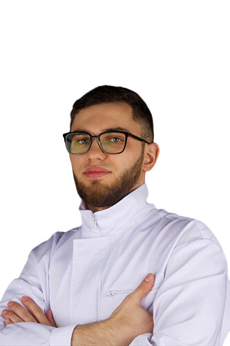 Врач Бу-Хасан Амр Башарович 