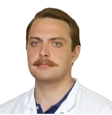 Врач Гребенников Филипп Олегович 