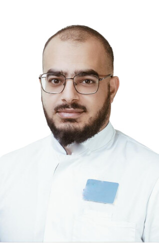 Врач Алмежбел Махмуд Мухамедович