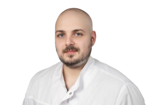Врач Афанасьев Антон Андреевич 