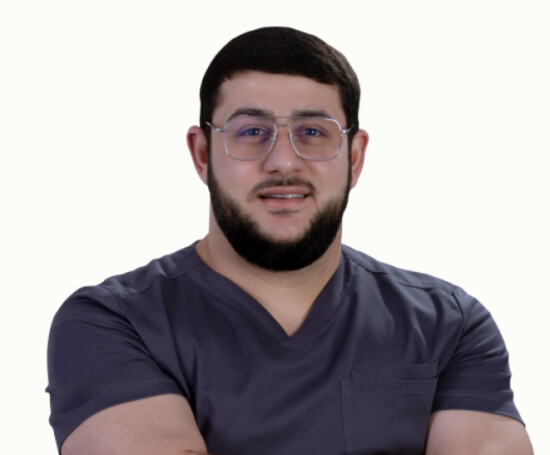 Врач Мардиев Равиль Уктамович 