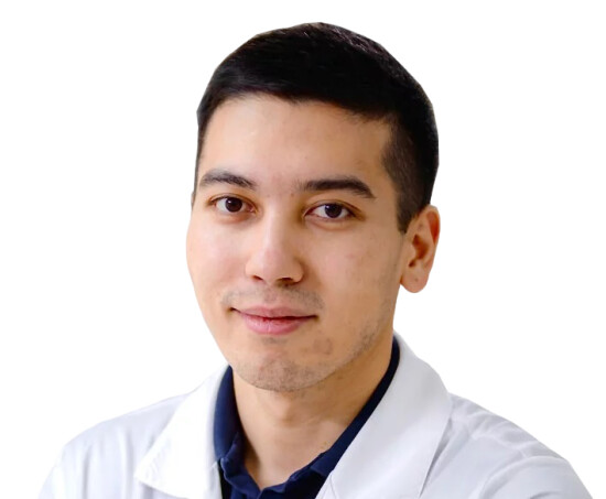 Врач Абдулжалиев Адиль Тахирович 