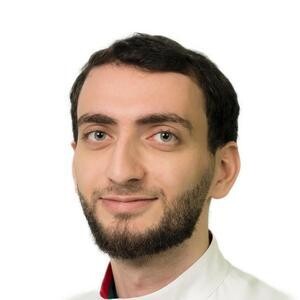 Врач Автурханов Тимур Мовладыевич