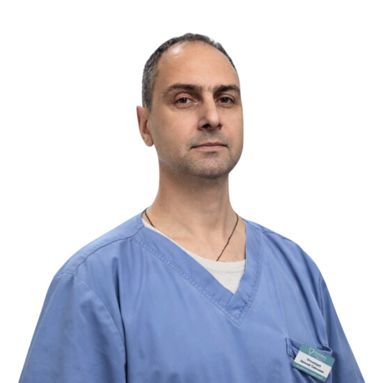 Врач Штукатуров Василий Тамазович 