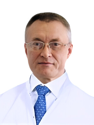 Врач Катаев Михаил Германович