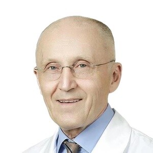 Врач Ахмеджанов Фарид Митхатович 