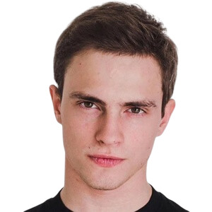 Врач Поляков Евгений Романович 