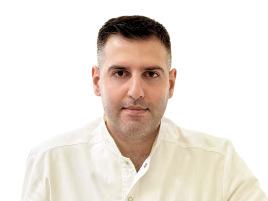 Врач Хоршикян Данил Рандикович 