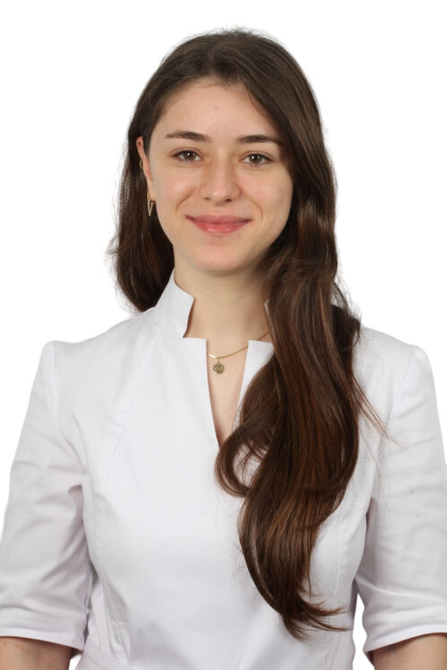 Врач Белетова Женнет Джанболатовна 