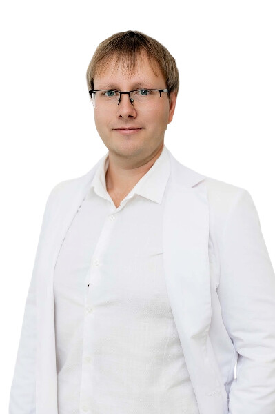 Врач Арзамасцев Евгений Николаевич 
