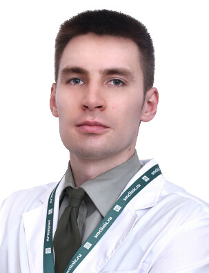 Врач Чумаков Артём Владимирович 