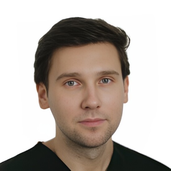 Врач Карлов Михаил Геннадьевич 