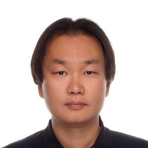 Врач Ким Эдуард Вдимович 