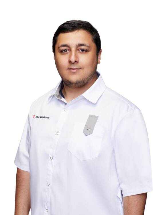 Врач Ахмедов Иса Уллубиевич 