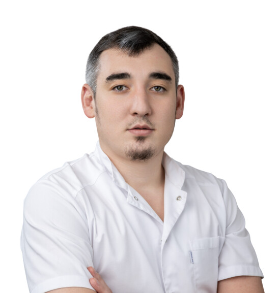 Врач Татарханов Мансур Нурдыевич 