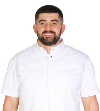 Врач Тулатов Заур Валерьевич 