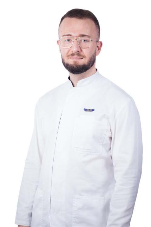 Врач Вартапетов Александр Георгиевич