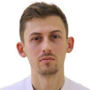 Врач Варданян Антон Васильевич 