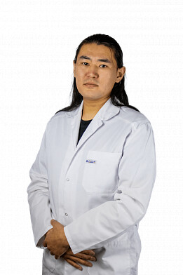 Врач Шагжиев Бальчин Эдуардович 