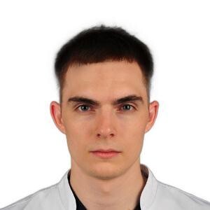 Врач Азаренков Егор Владимирович