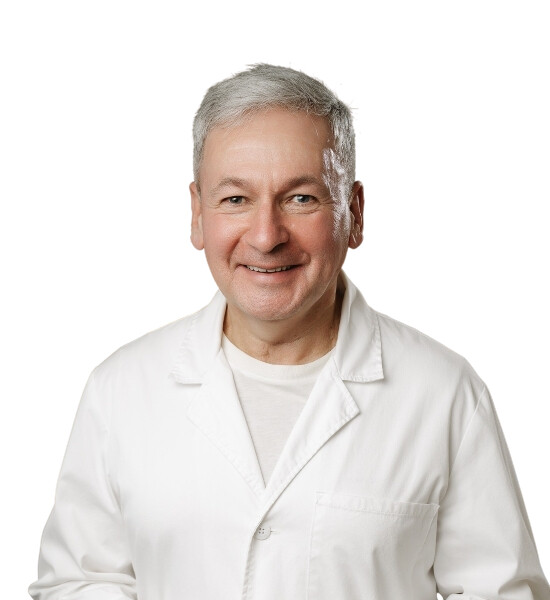 Врач Жатов Илья Борисович 