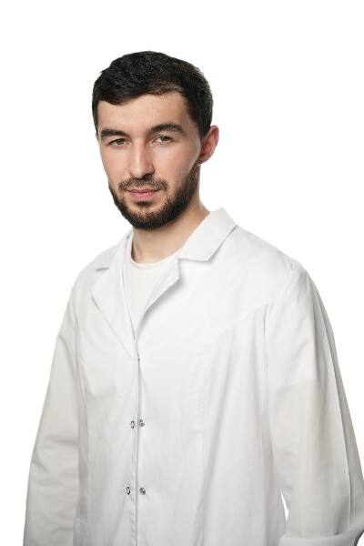 Врач Мамбетов Азрет Мартинович 