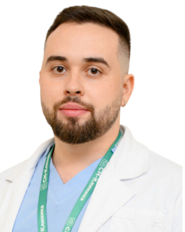 Врач Залеснов Артем Николаевич 