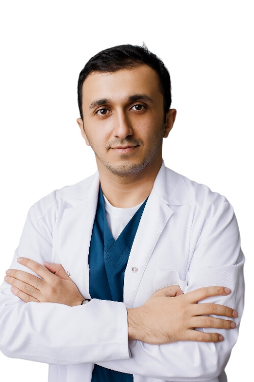 Врач Зейниев Заур Исмаилович 