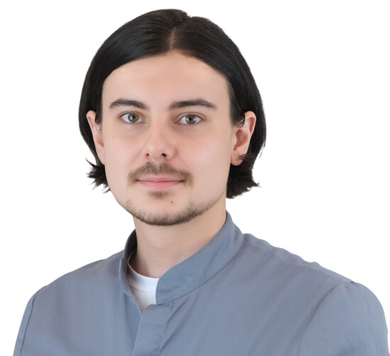 Врач Мамунов Максим Валерьевич